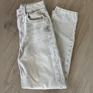 Zara grey mom jeans